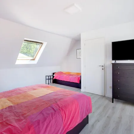 Modern In With Infrared Sauna * Scherpenheuvel-Zichem