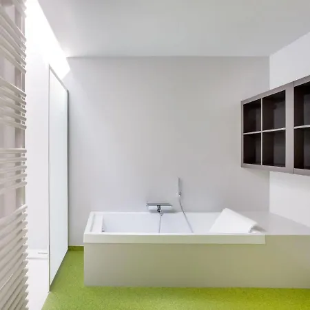 Dom wakacyjny Modern In With Infrared Sauna Scherpenheuvel-Zichem